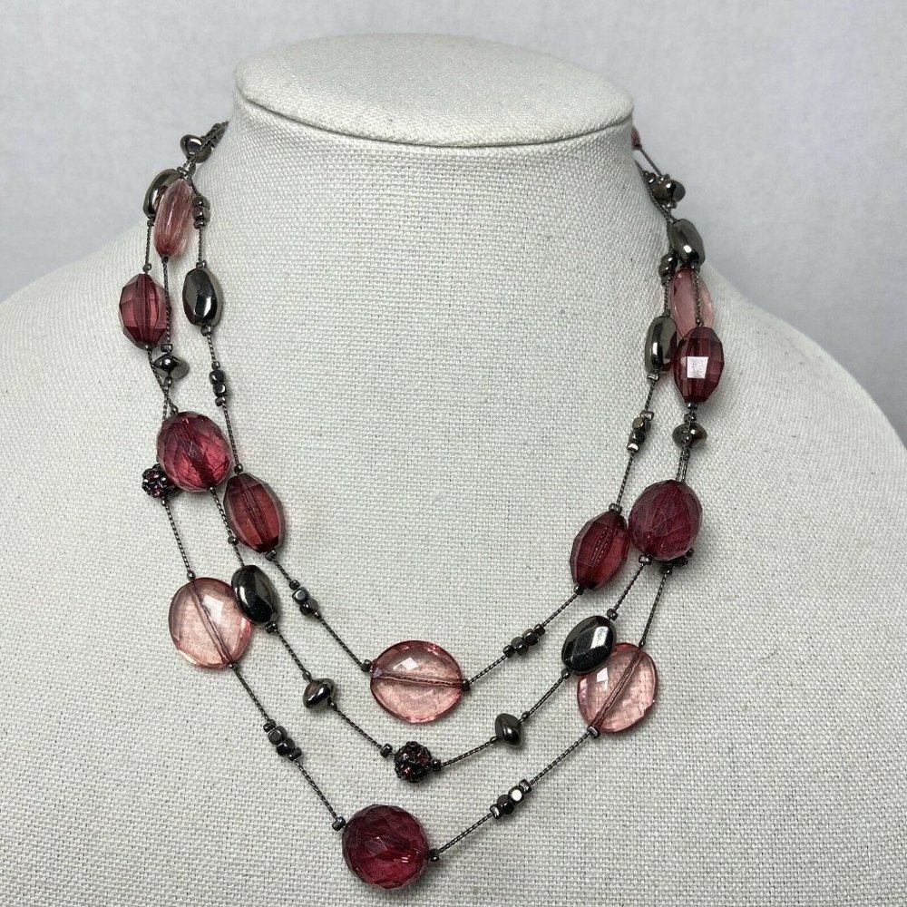 NY&Co Necklace Triple Strand Gunmetal Pink Station Faceted Mirrored Beads